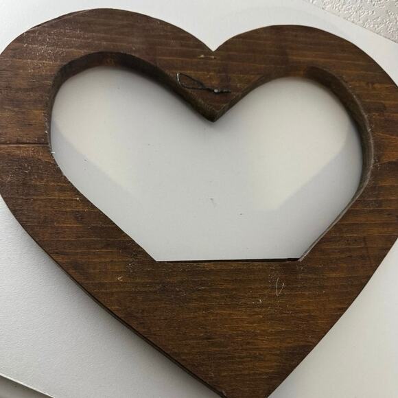 Vintage Wooden Heart Wall Hanging – “WELCOME” – Rustic Country Farmhouse Decor - Picture 7 of 7